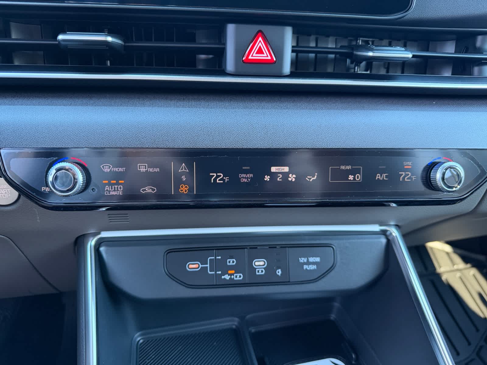 2027 Kia Carnival Hybrid EX
