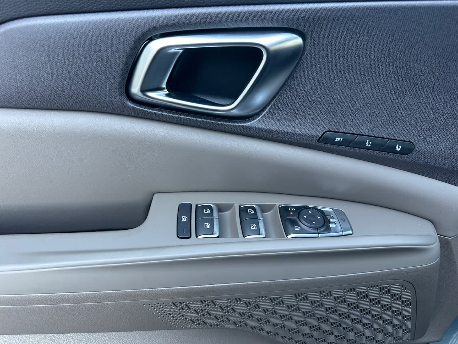 2027 Kia Carnival Hybrid EX