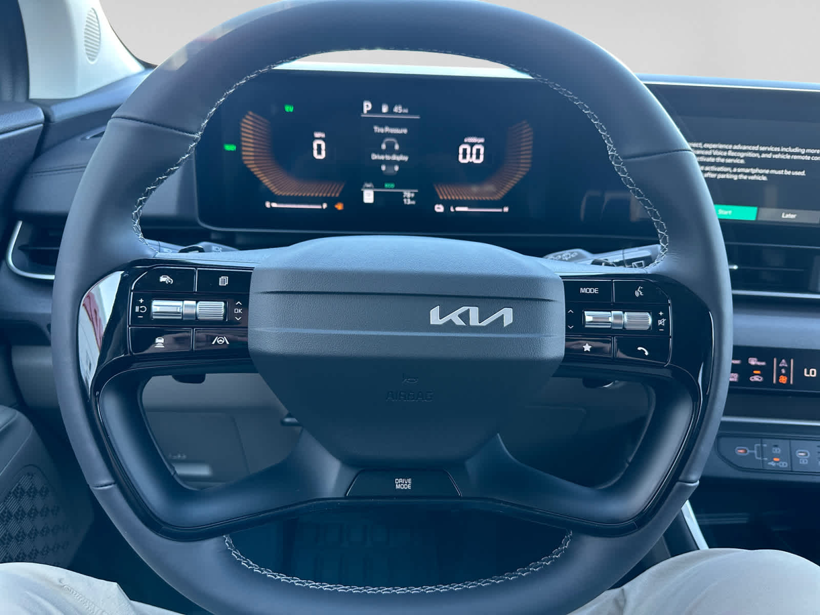 2027 Kia Carnival Hybrid EX