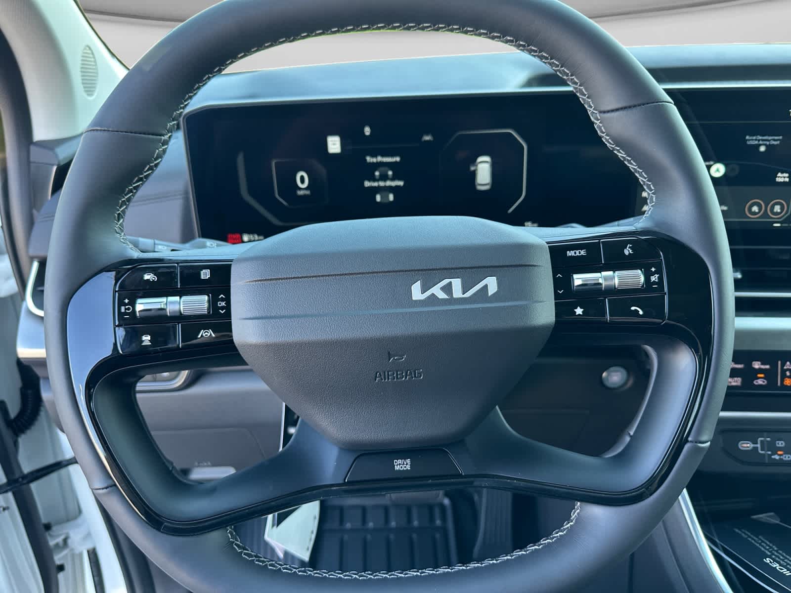 2027 Kia Carnival SX