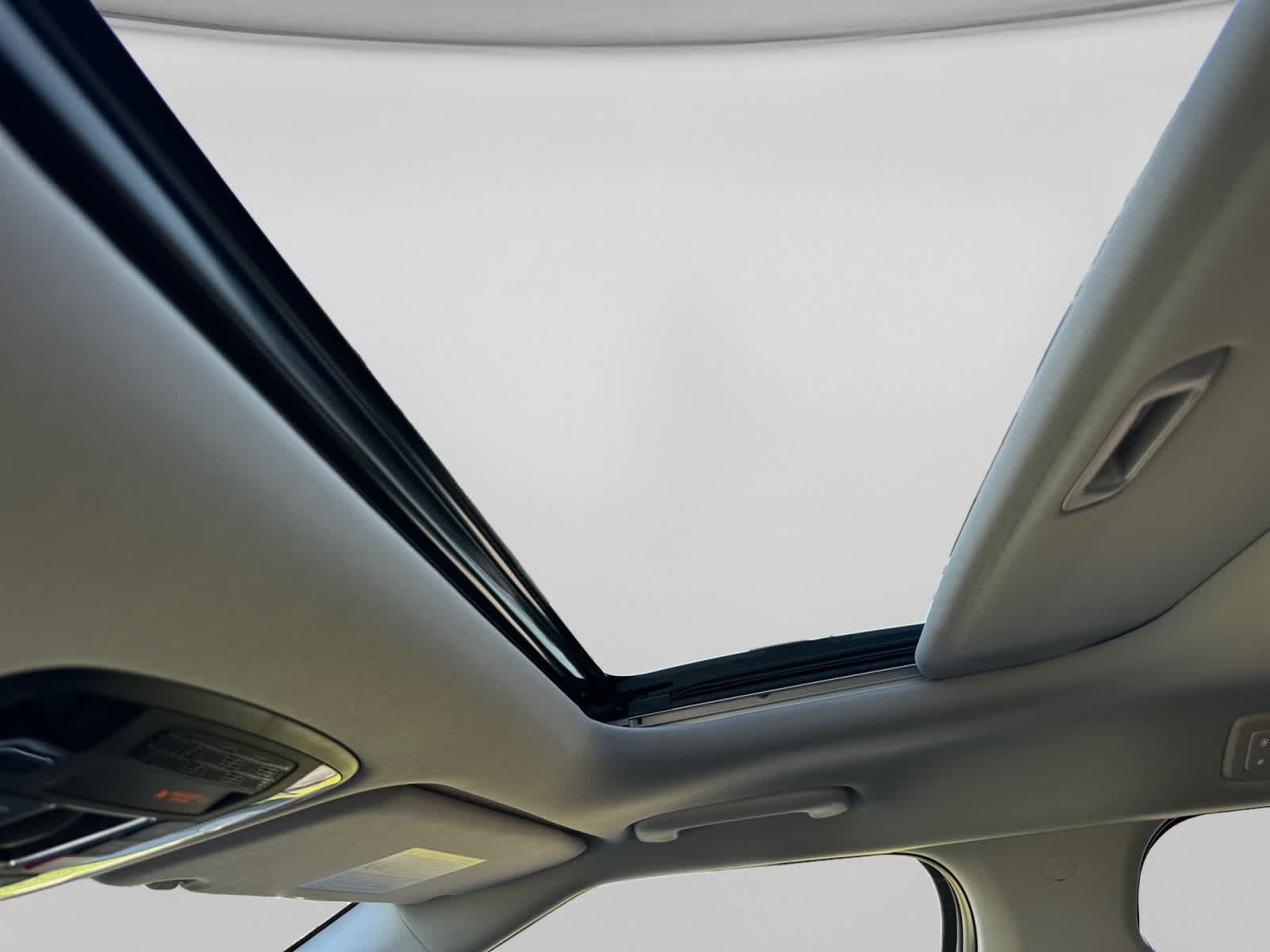 2027 Kia Carnival SX