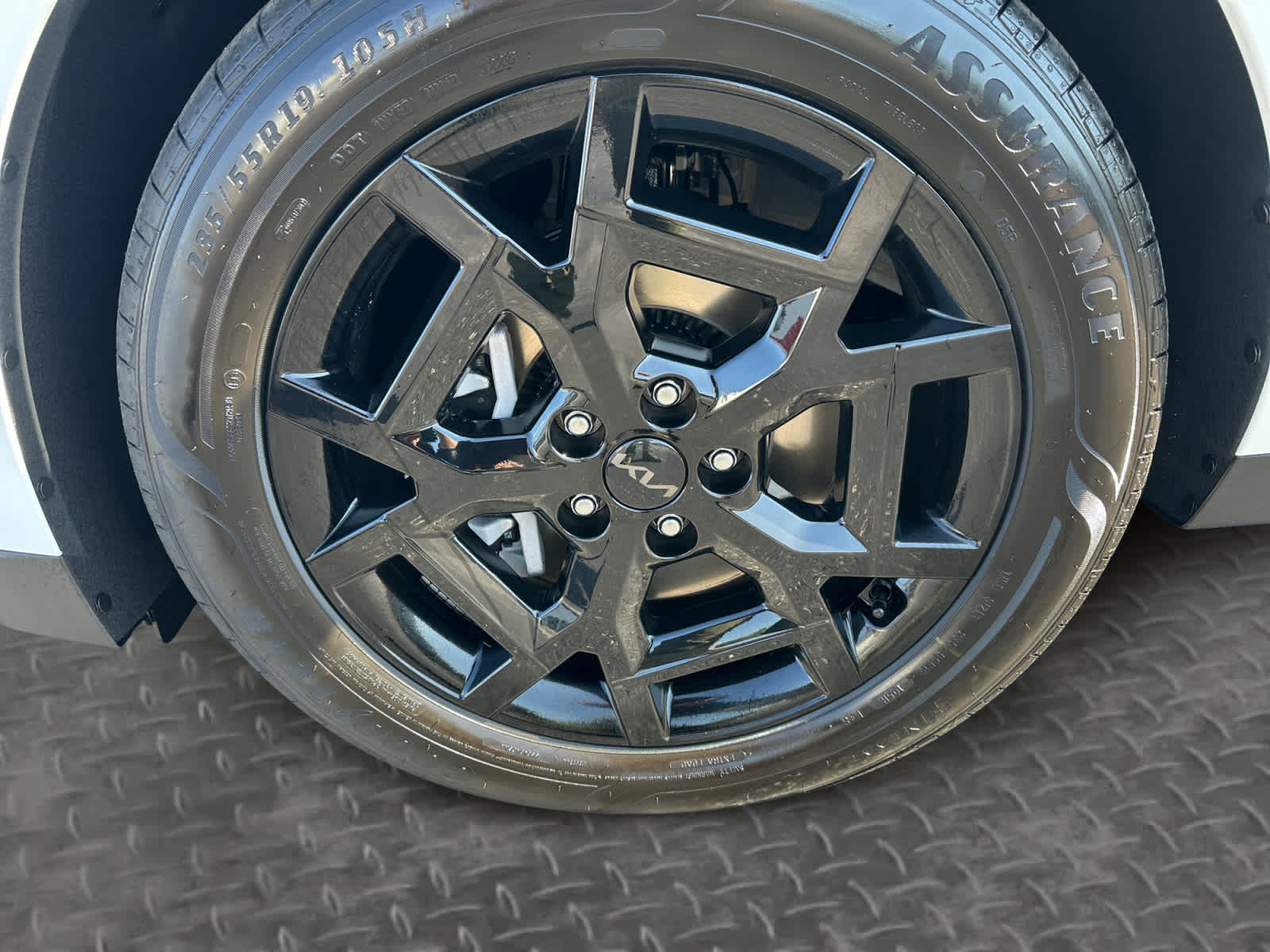 2027 Kia Carnival SX