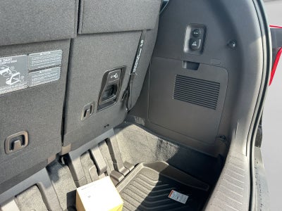 2027 Kia Carnival SX