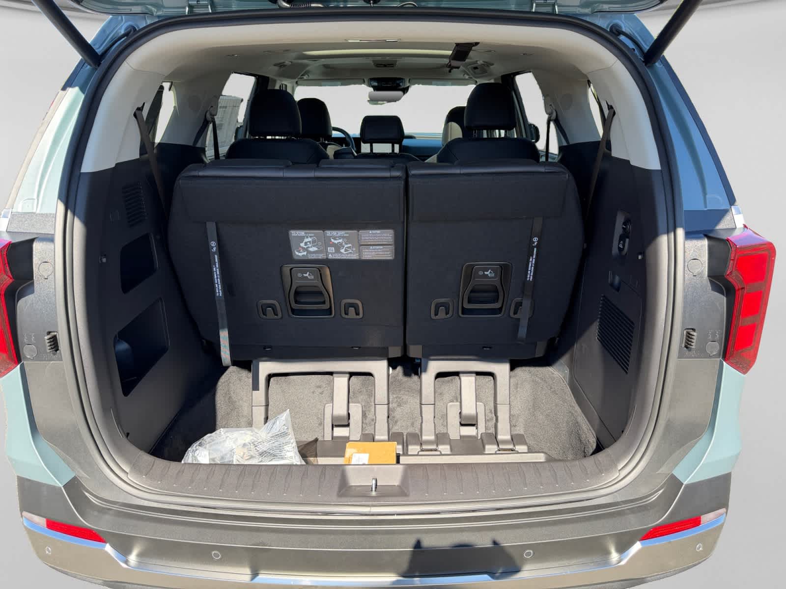 2027 Kia Carnival SX
