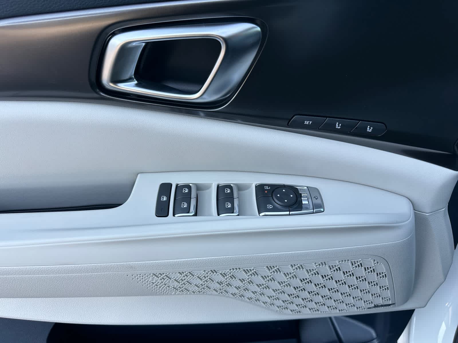 2027 Kia Carnival SX Prestige