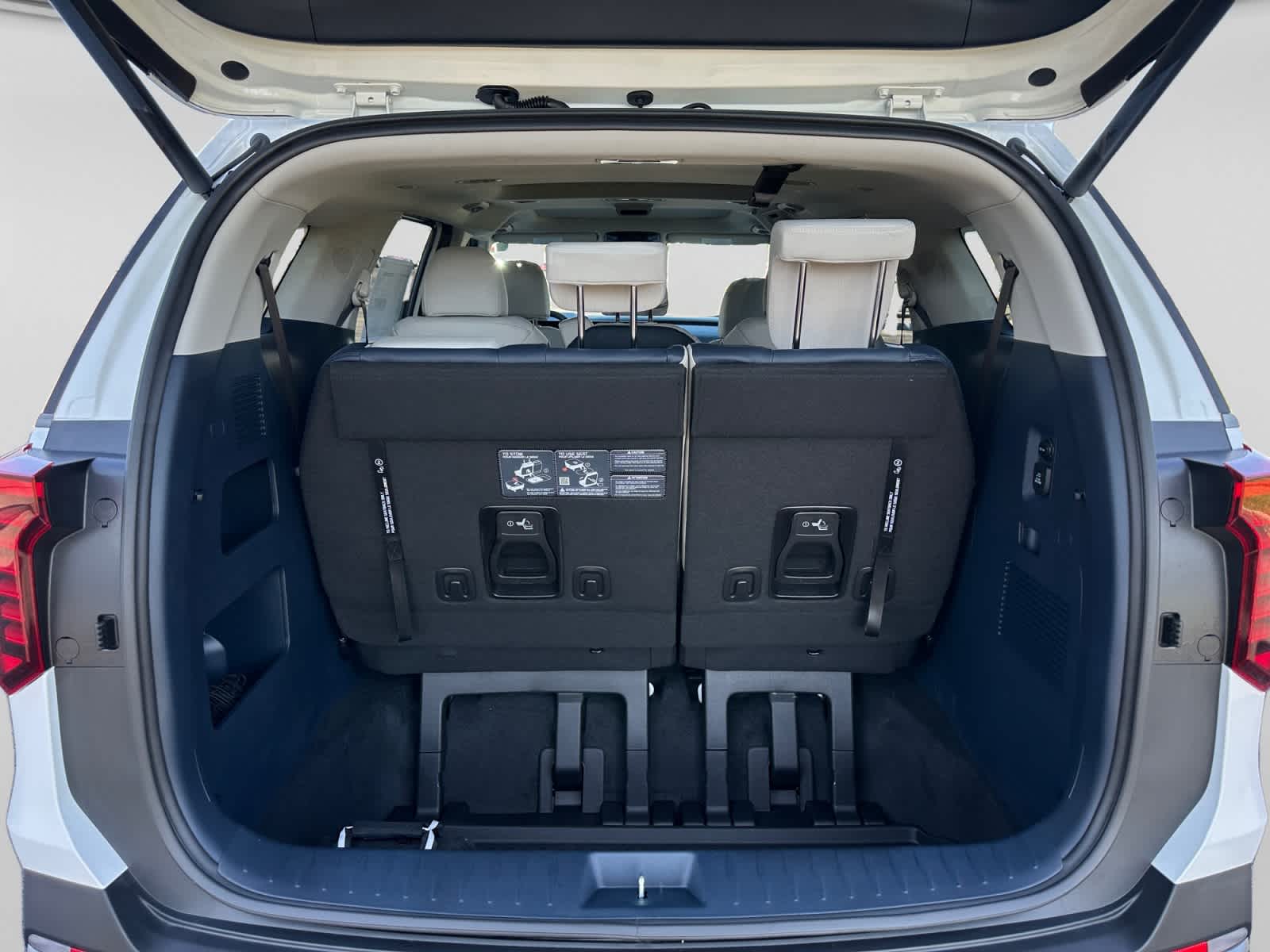 2027 Kia Carnival SX Prestige