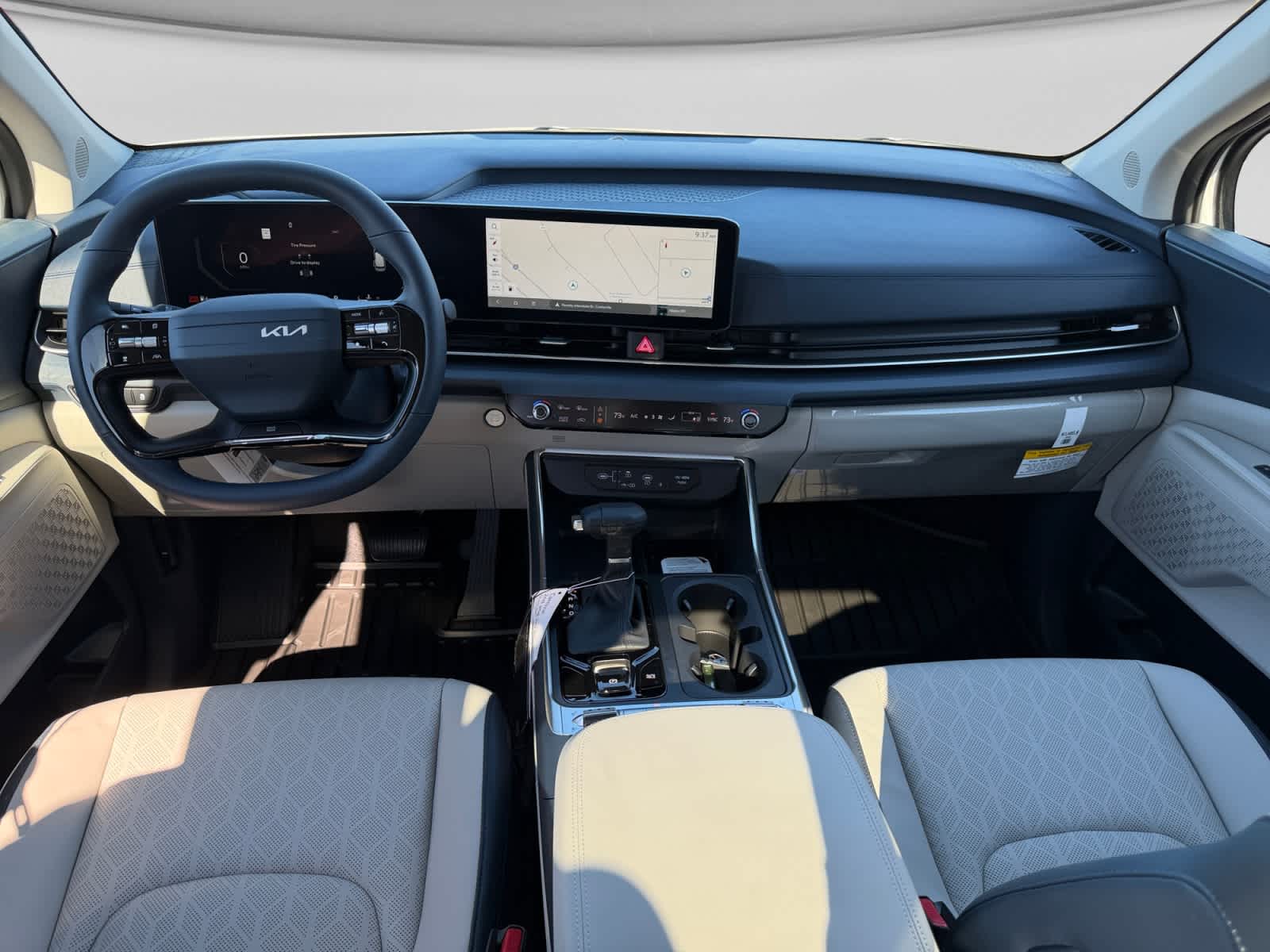 2027 Kia Carnival SX