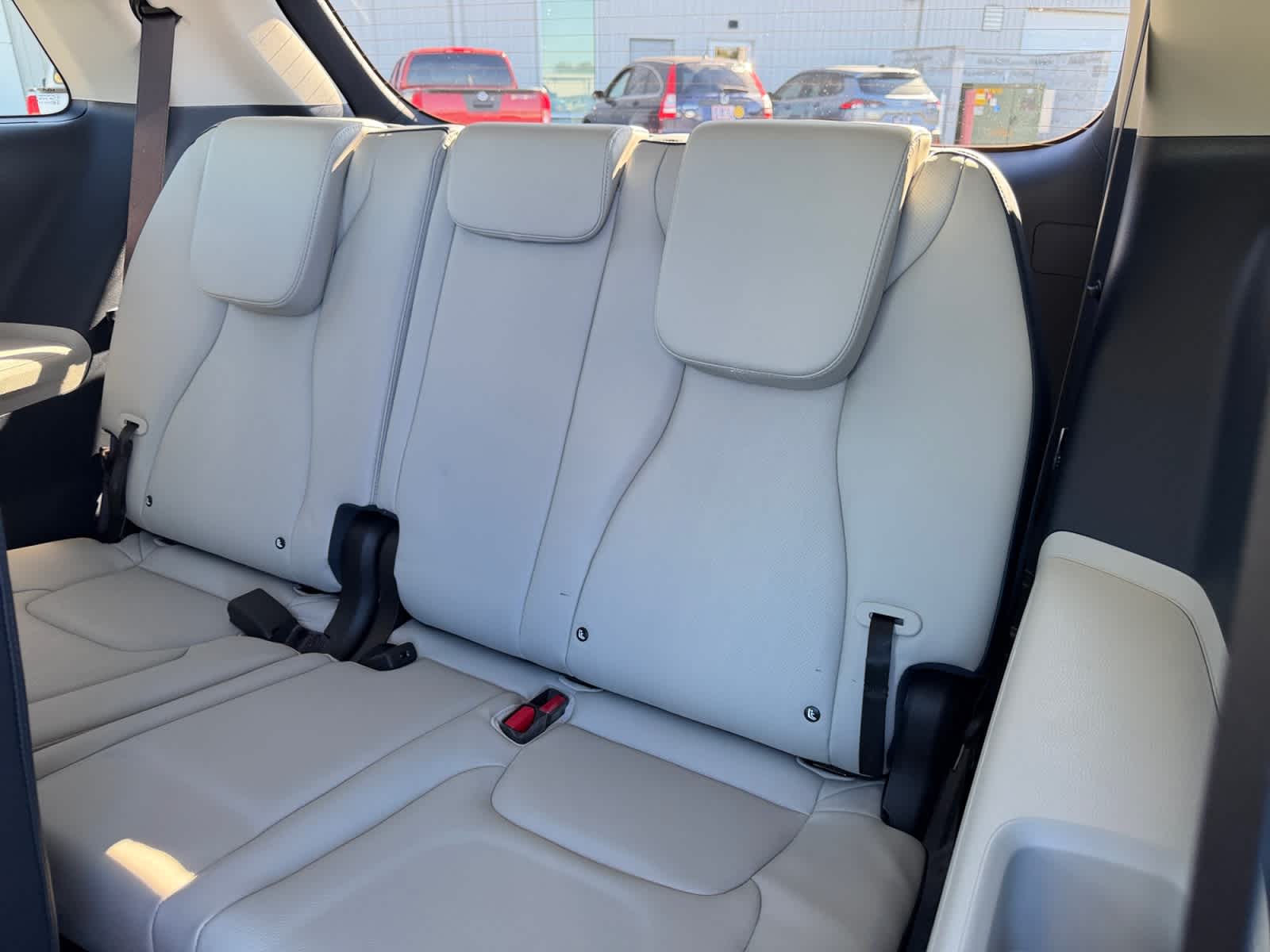 2027 Kia Carnival SX