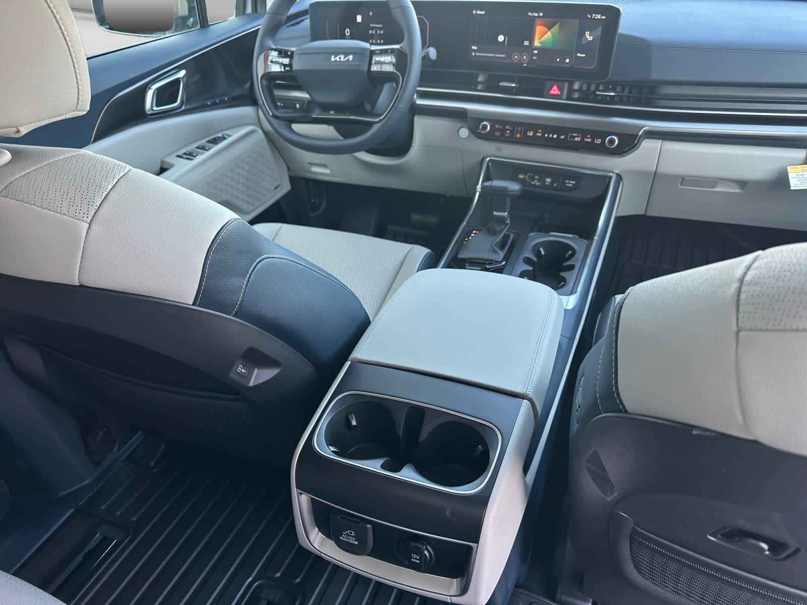 2027 Kia Carnival SX Prestige
