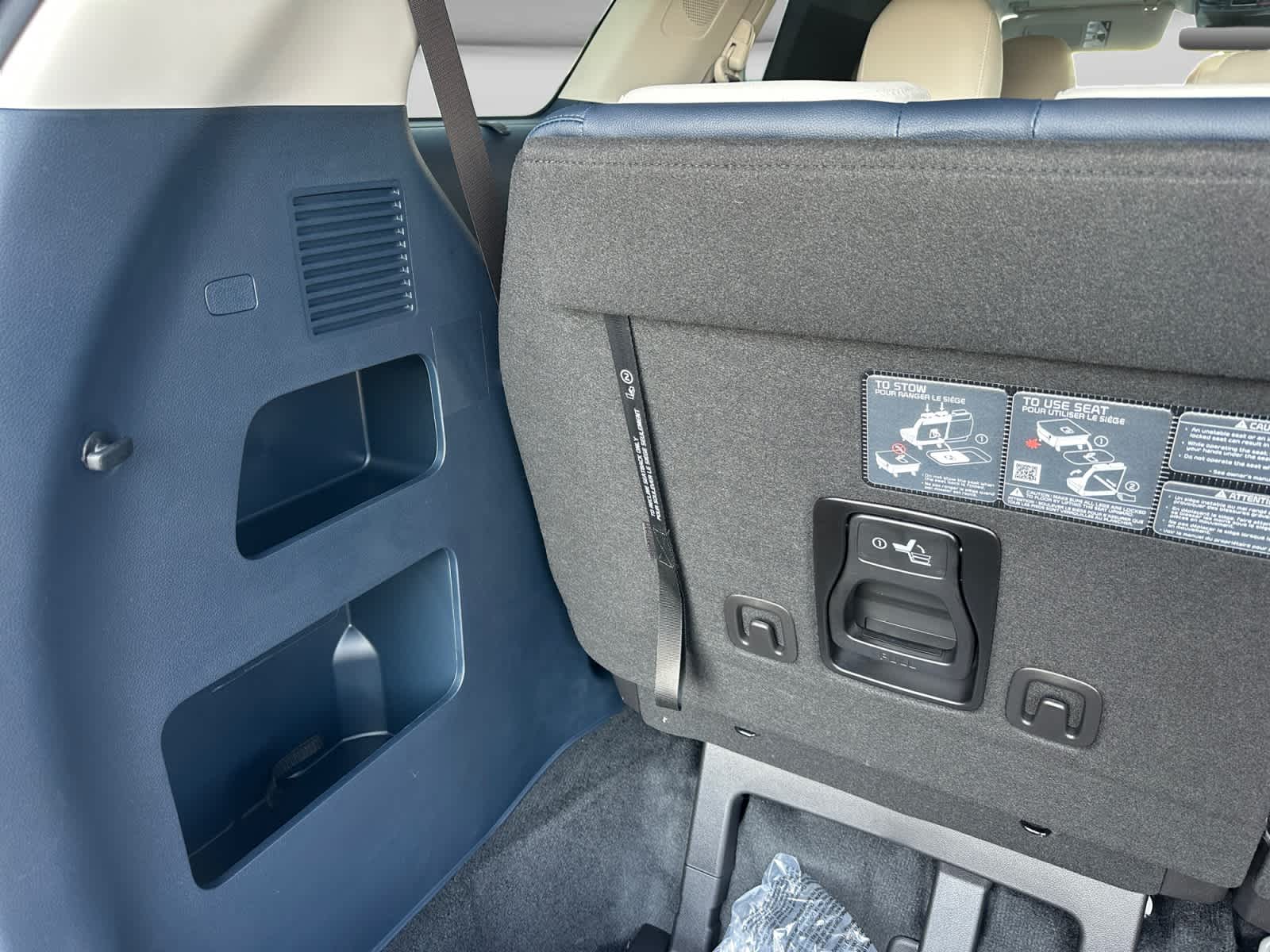 2027 Kia Carnival SX Prestige