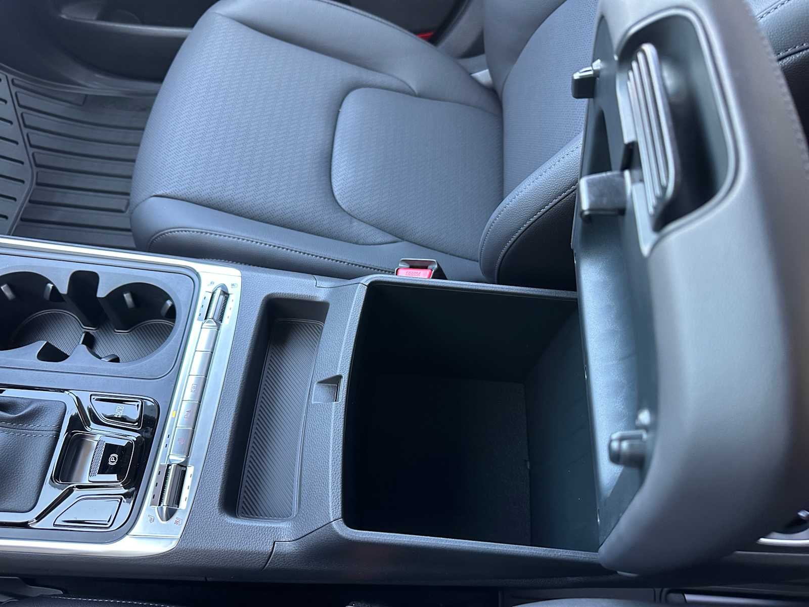 2027 Kia Carnival SX Prestige