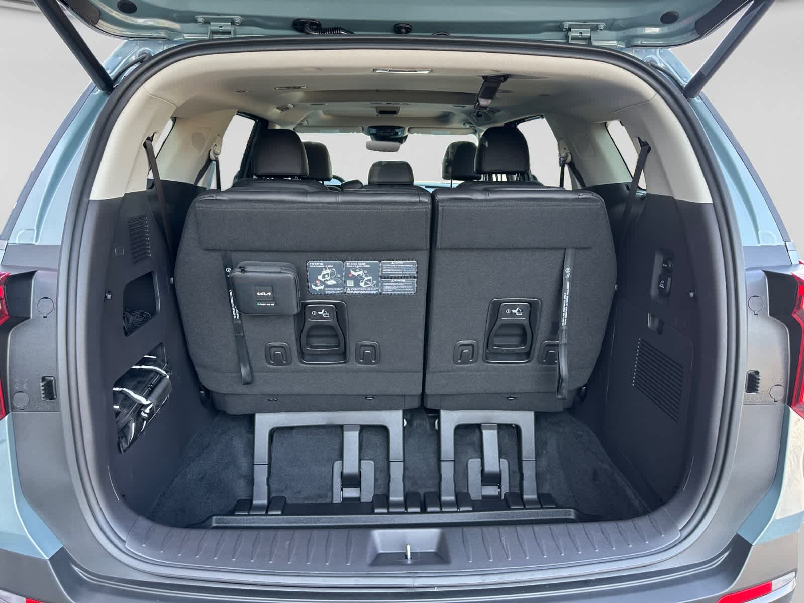 2027 Kia Carnival SX Prestige