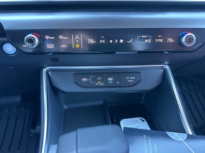 2027 Kia Carnival SX Prestige