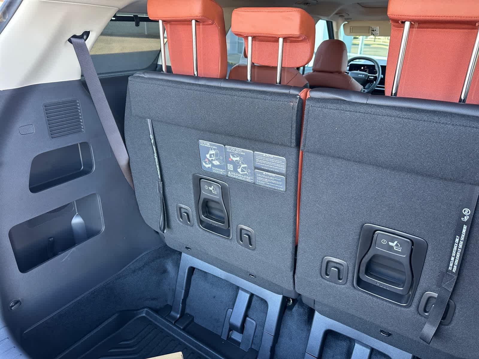 2027 Kia Carnival SX Prestige
