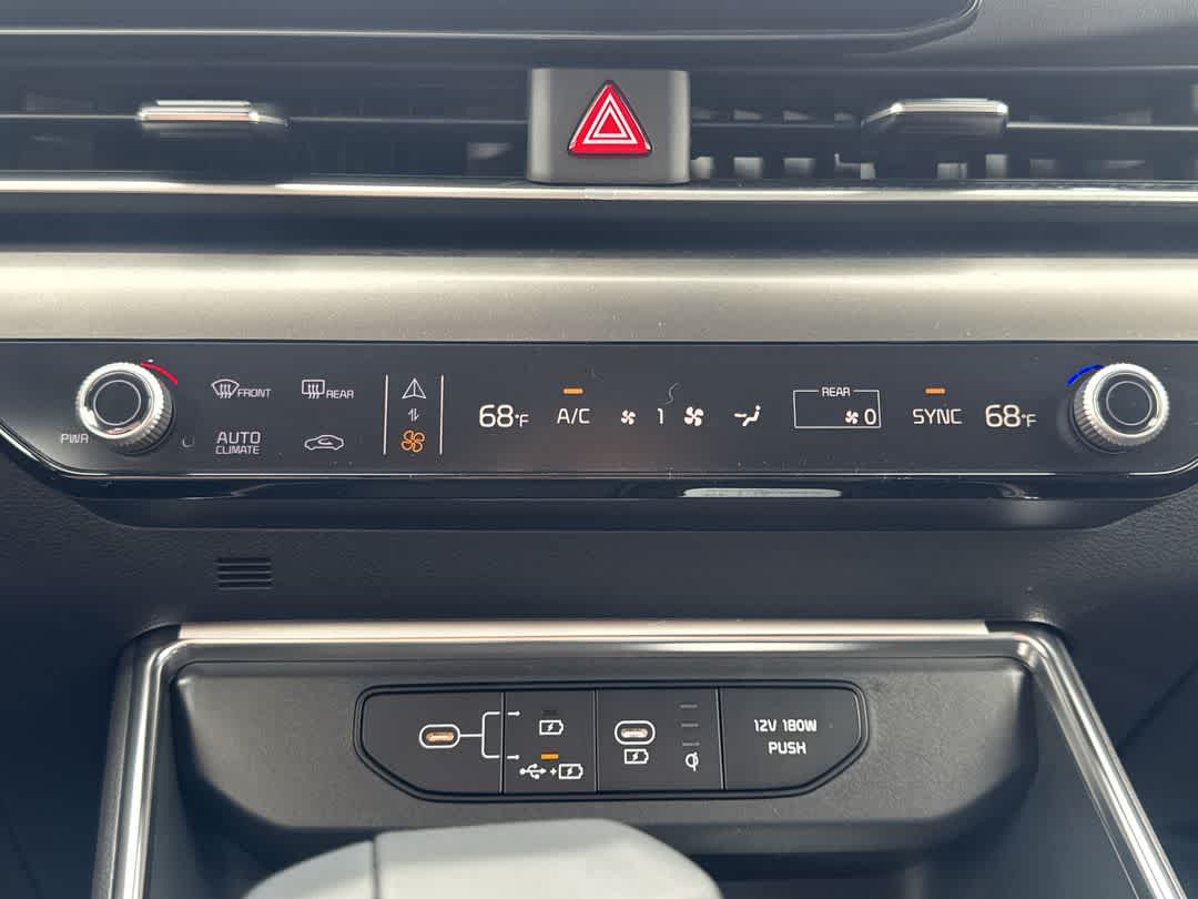 2026 Kia Carnival SX