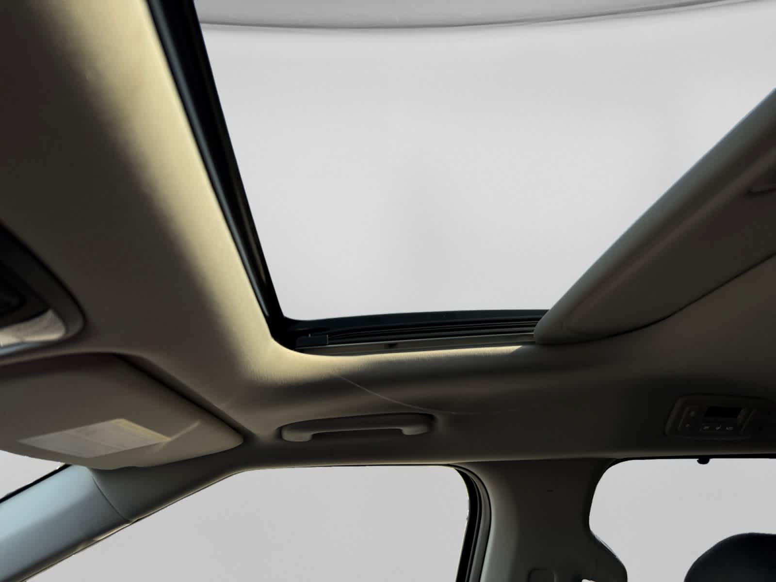 2027 Kia Carnival Hybrid SX