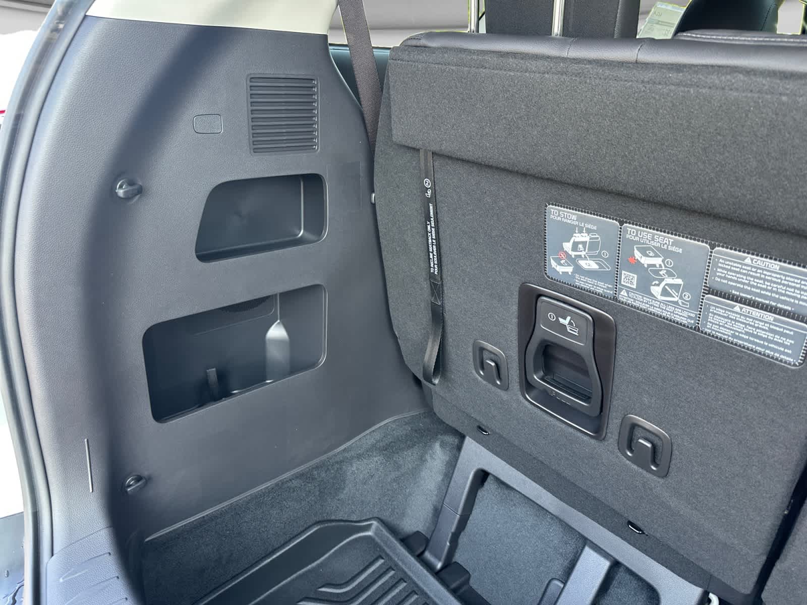 2027 Kia Carnival Hybrid SX Prestige