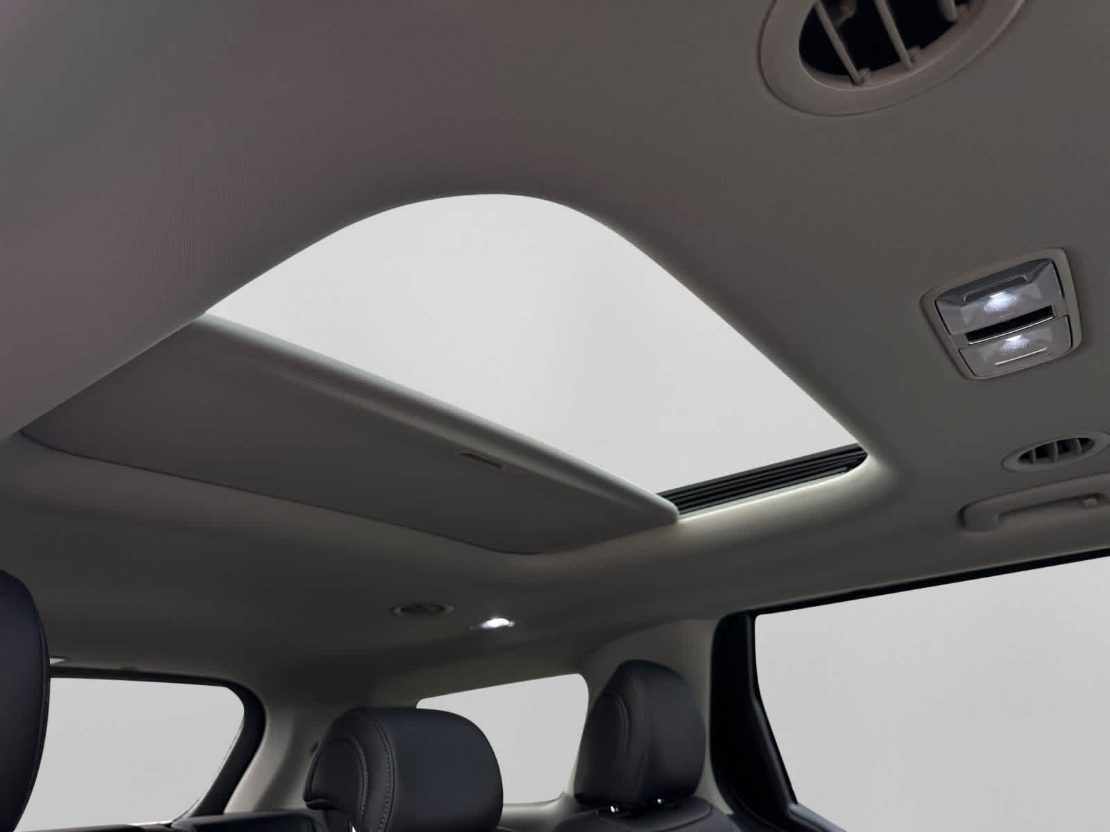 2027 Kia Carnival Hybrid SX