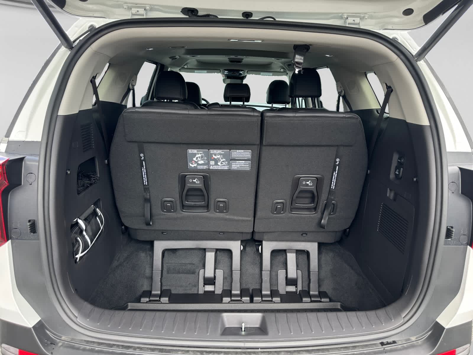 2027 Kia Carnival Hybrid SX