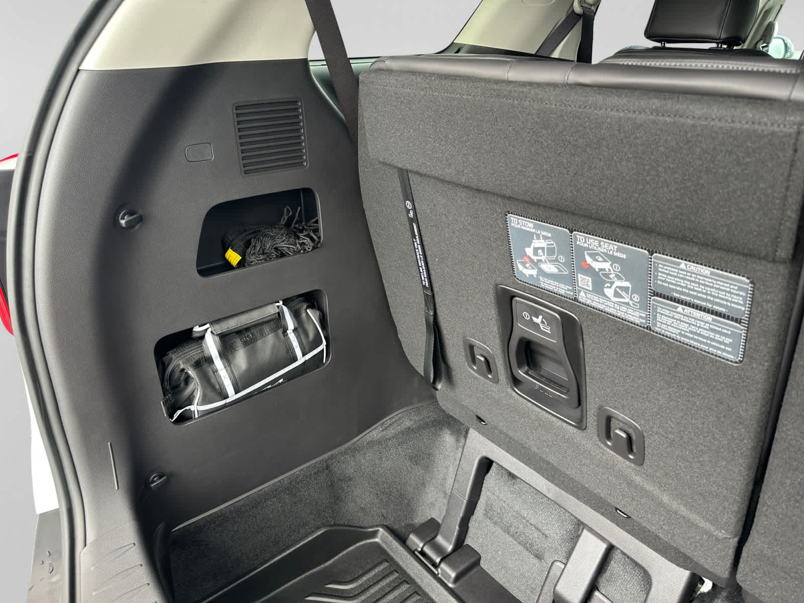 2027 Kia Carnival Hybrid SX