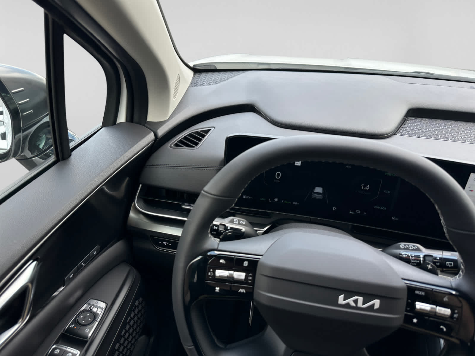 2027 Kia Carnival Hybrid SX