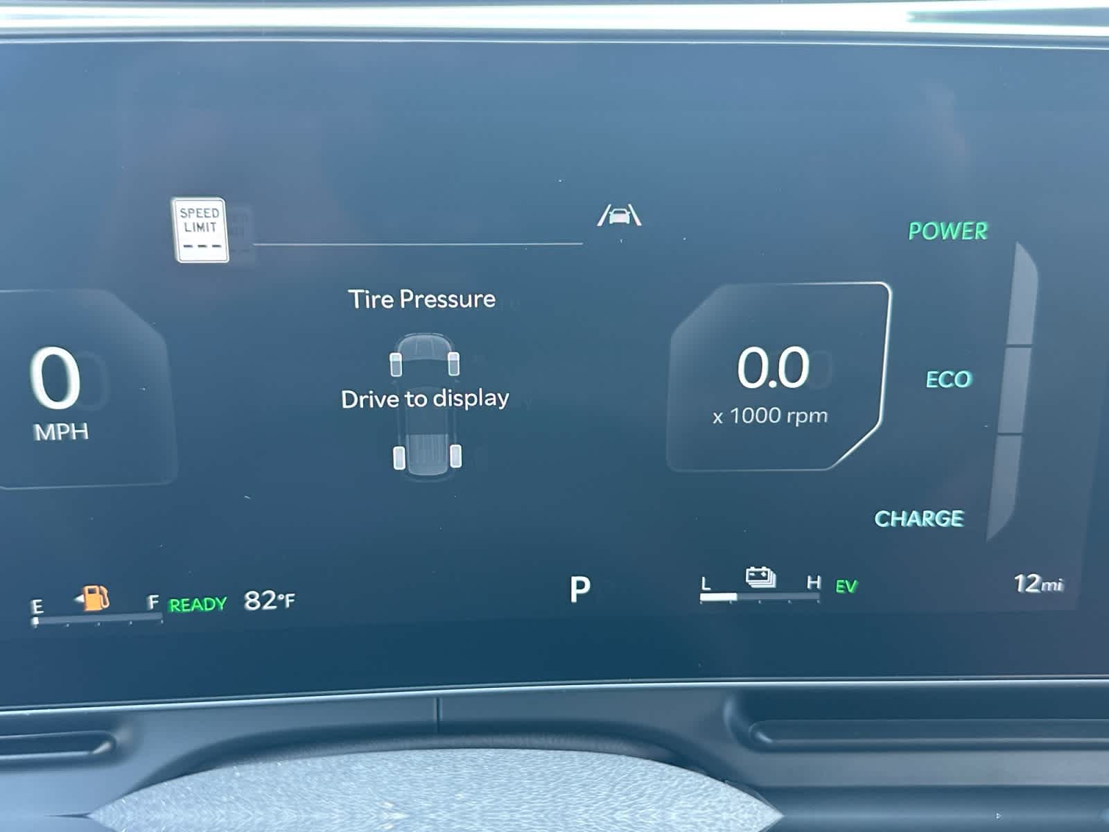 2027 Kia Carnival Hybrid SX