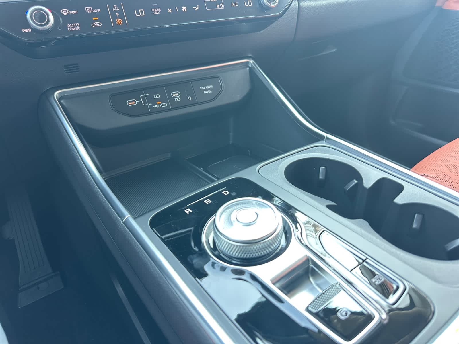 2027 Kia Carnival Hybrid SX