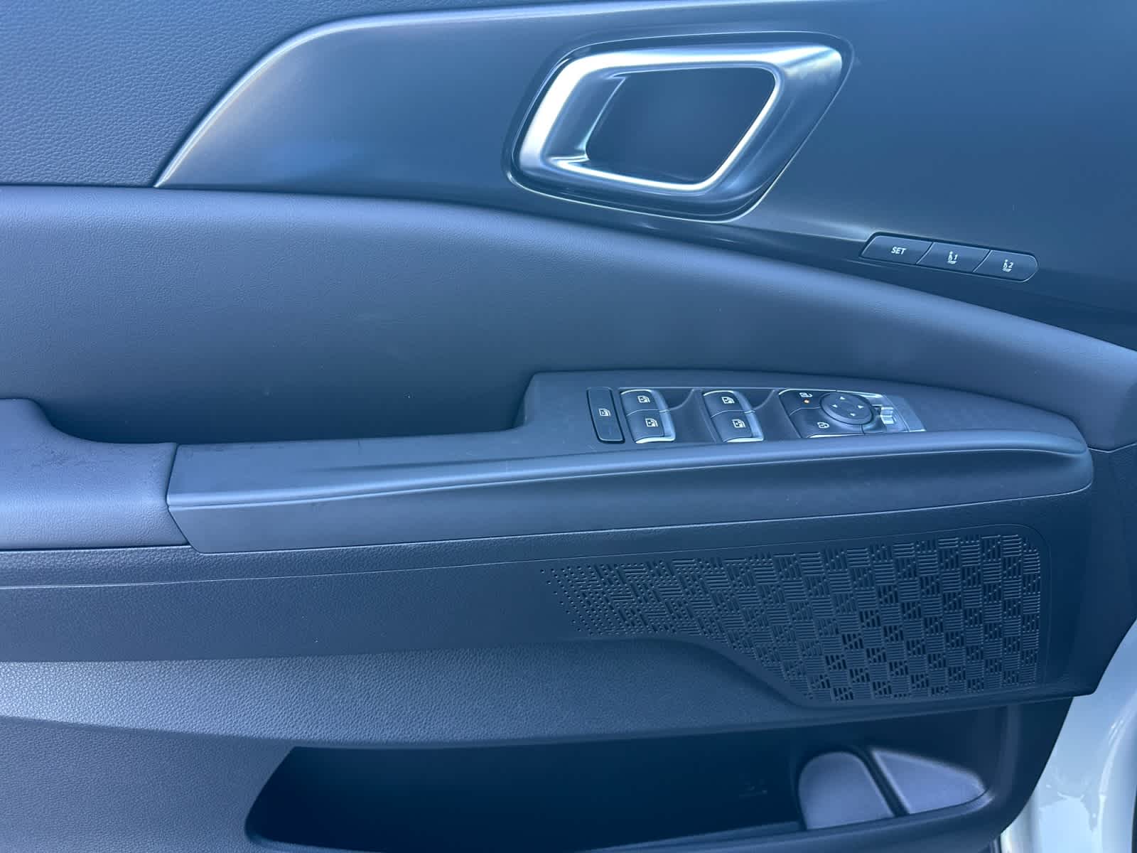 2027 Kia Carnival Hybrid SX