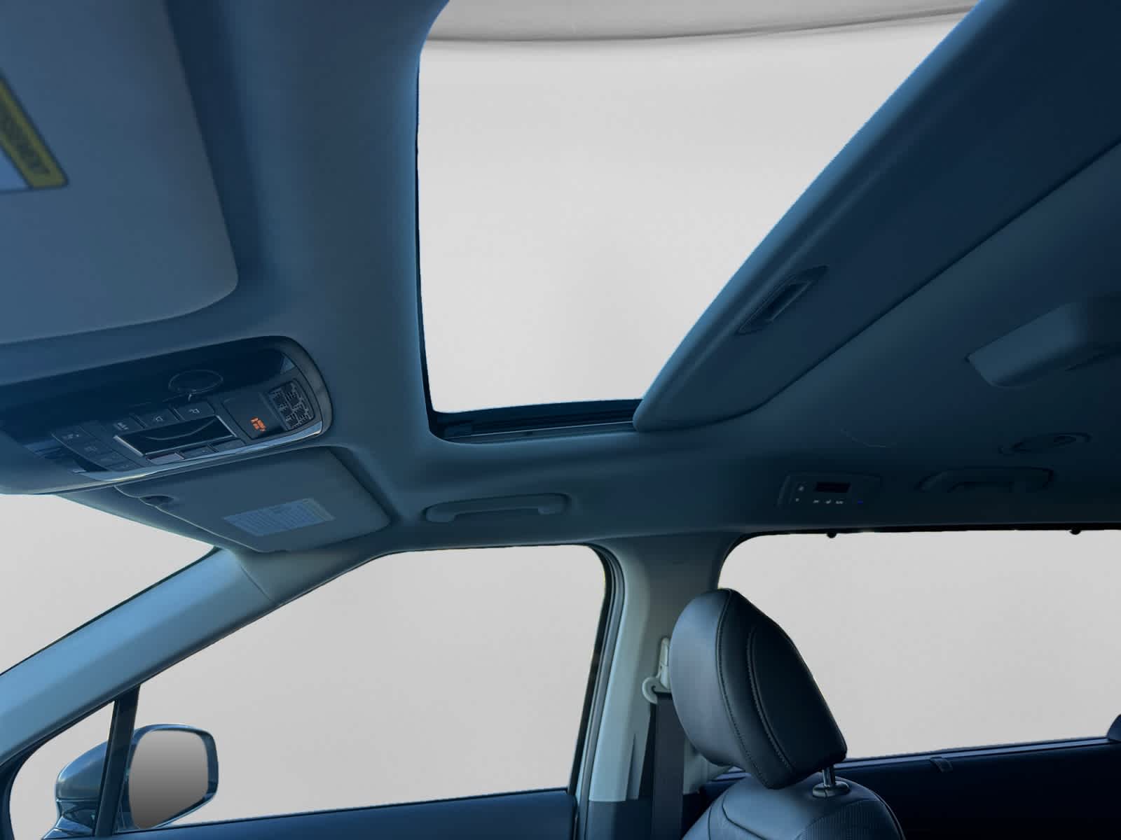 2027 Kia Carnival Hybrid SX