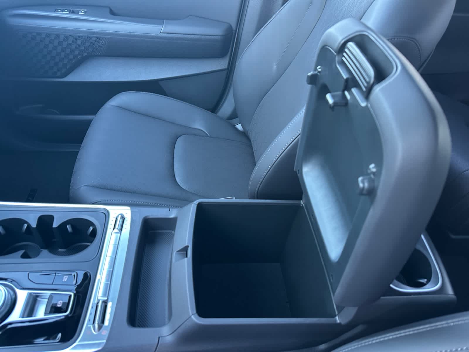 2027 Kia Carnival Hybrid SX
