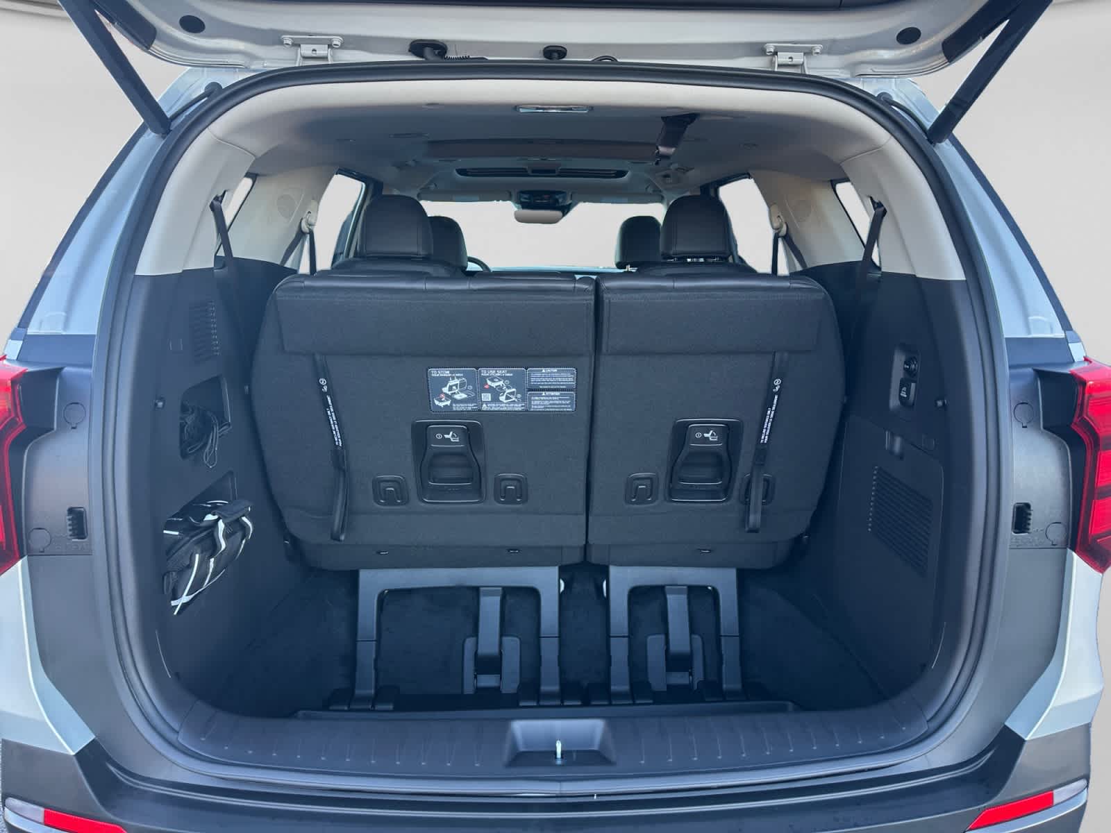 2027 Kia Carnival Hybrid SX