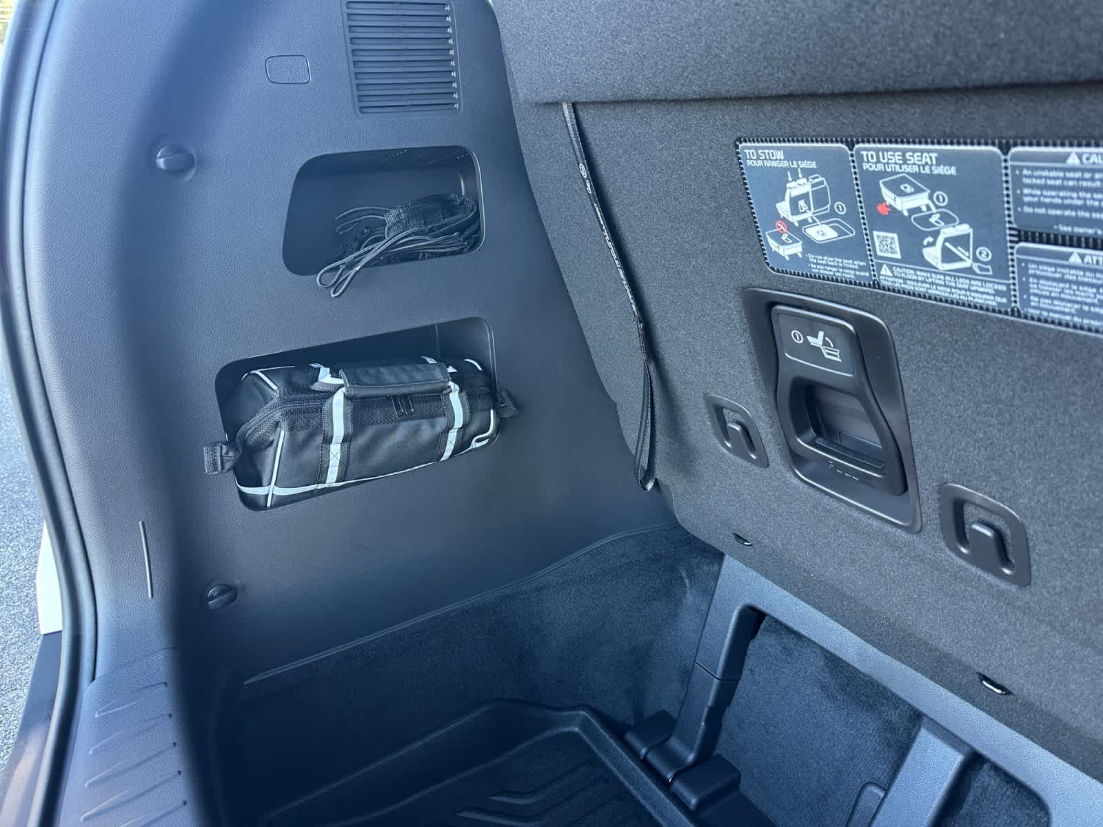 2027 Kia Carnival Hybrid SX