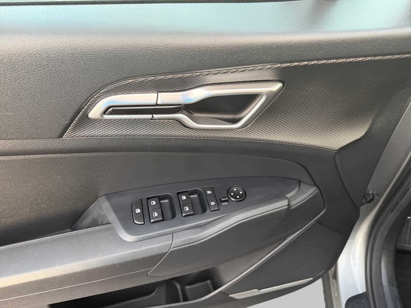 2025 Kia Sportage Hybrid LX