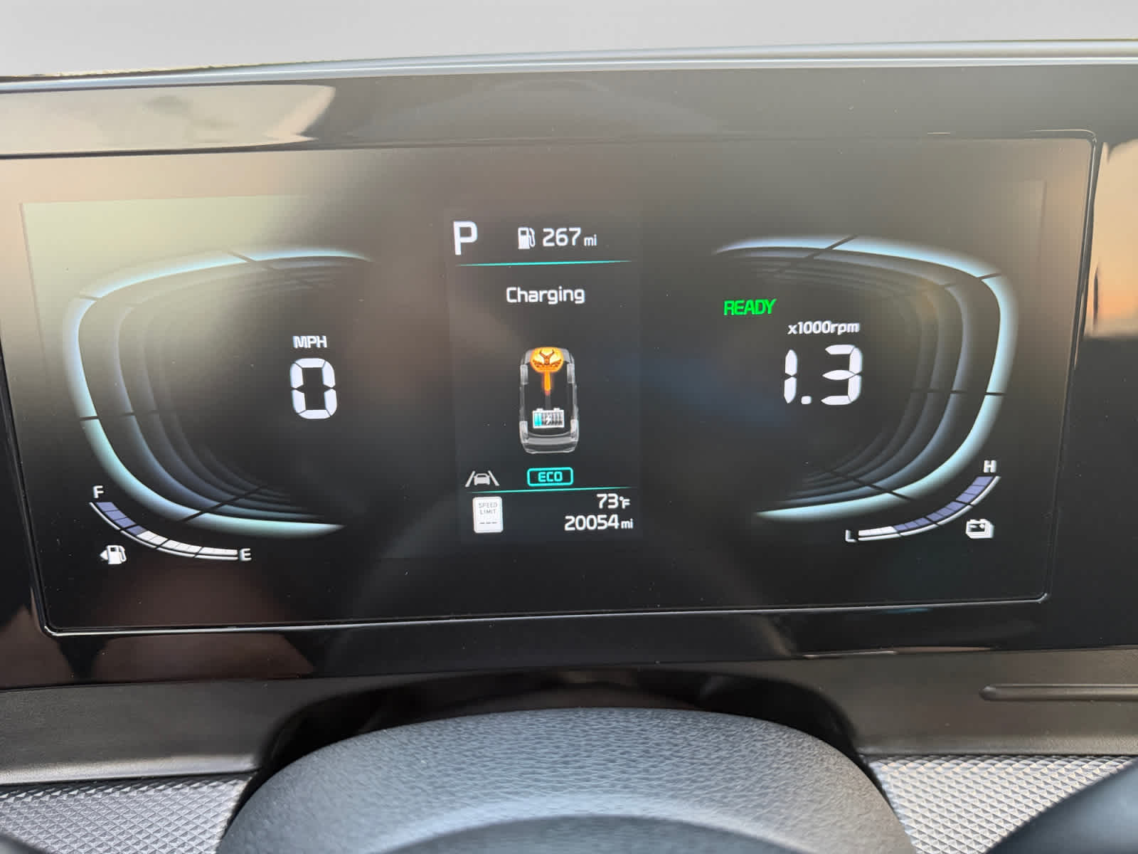 2025 Kia Sportage Hybrid LX