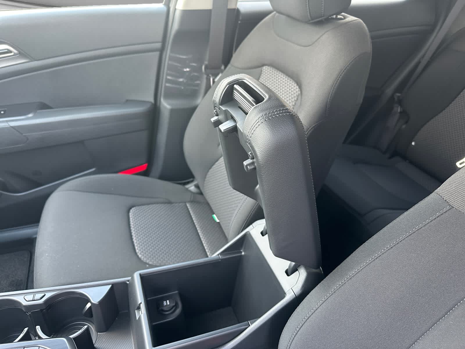 2026 Kia Sportage Hybrid LX