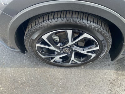 2021 Toyota C-HR XLE