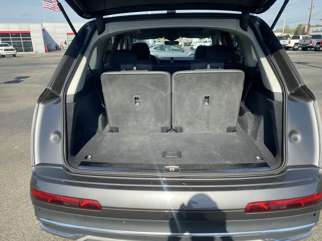 2024 Audi Q7 Premium Plus