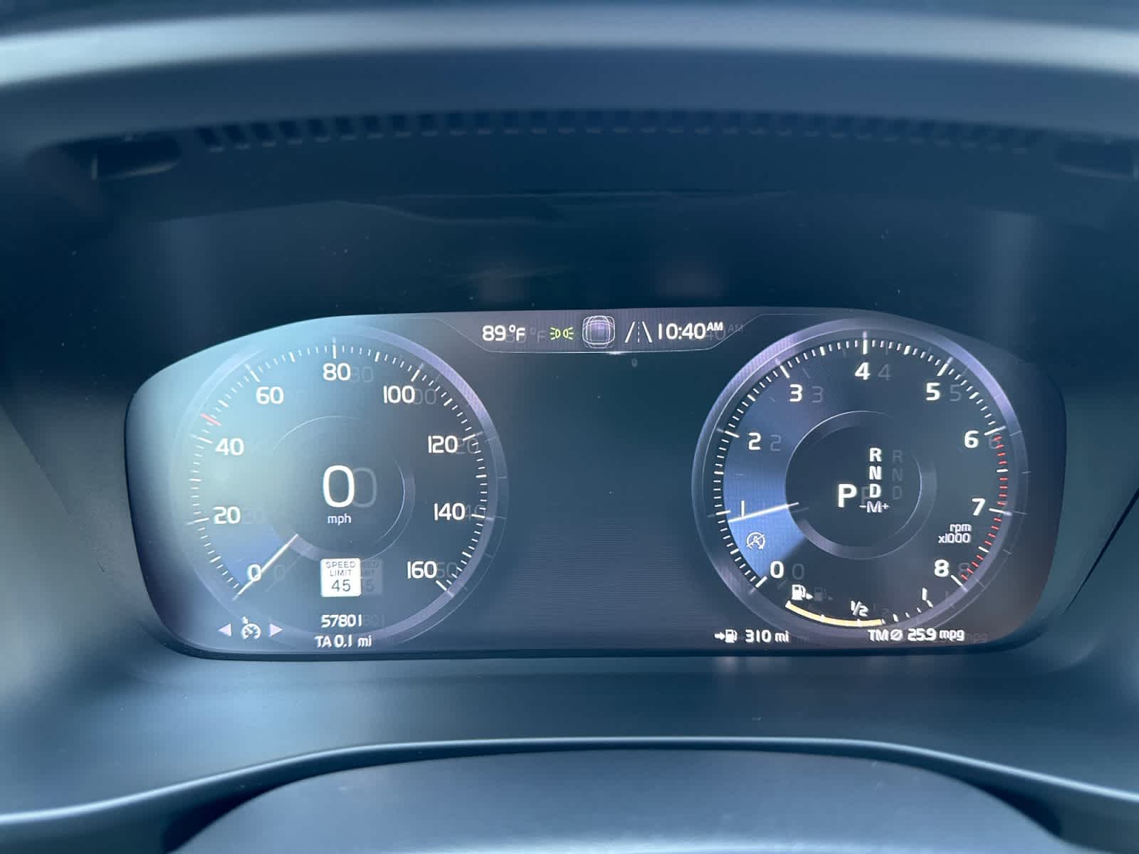 2021 Volvo XC40 Momentum