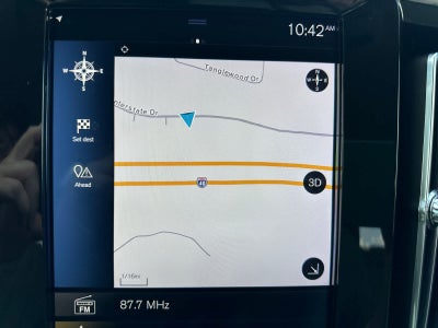2021 Volvo XC40 Momentum