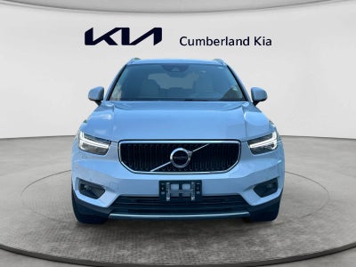 2021 Volvo XC40 Momentum