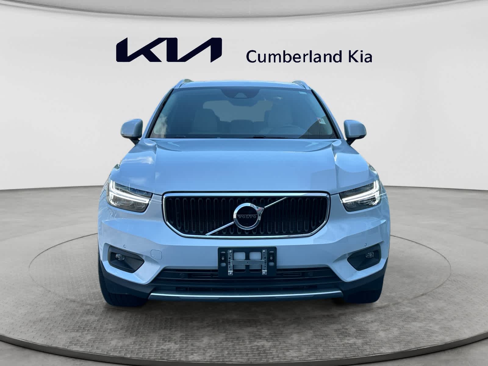 2021 Volvo XC40 Momentum
