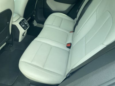 2021 Volvo XC40 Momentum
