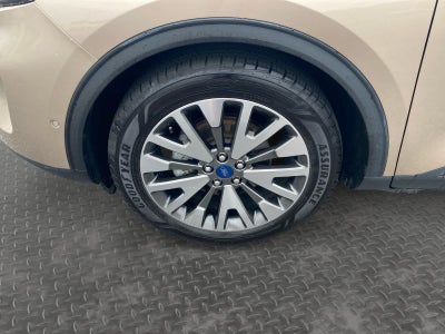 2020 Ford Escape Titanium Hybrid