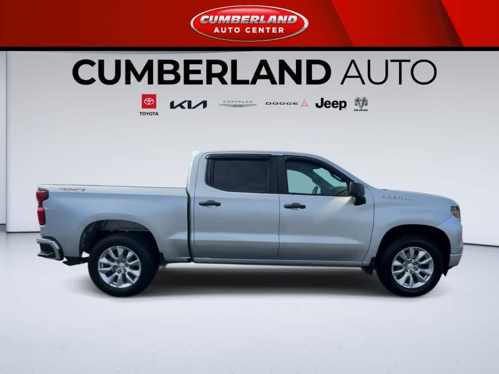 2022 Chevrolet Silverado 1500 Custom