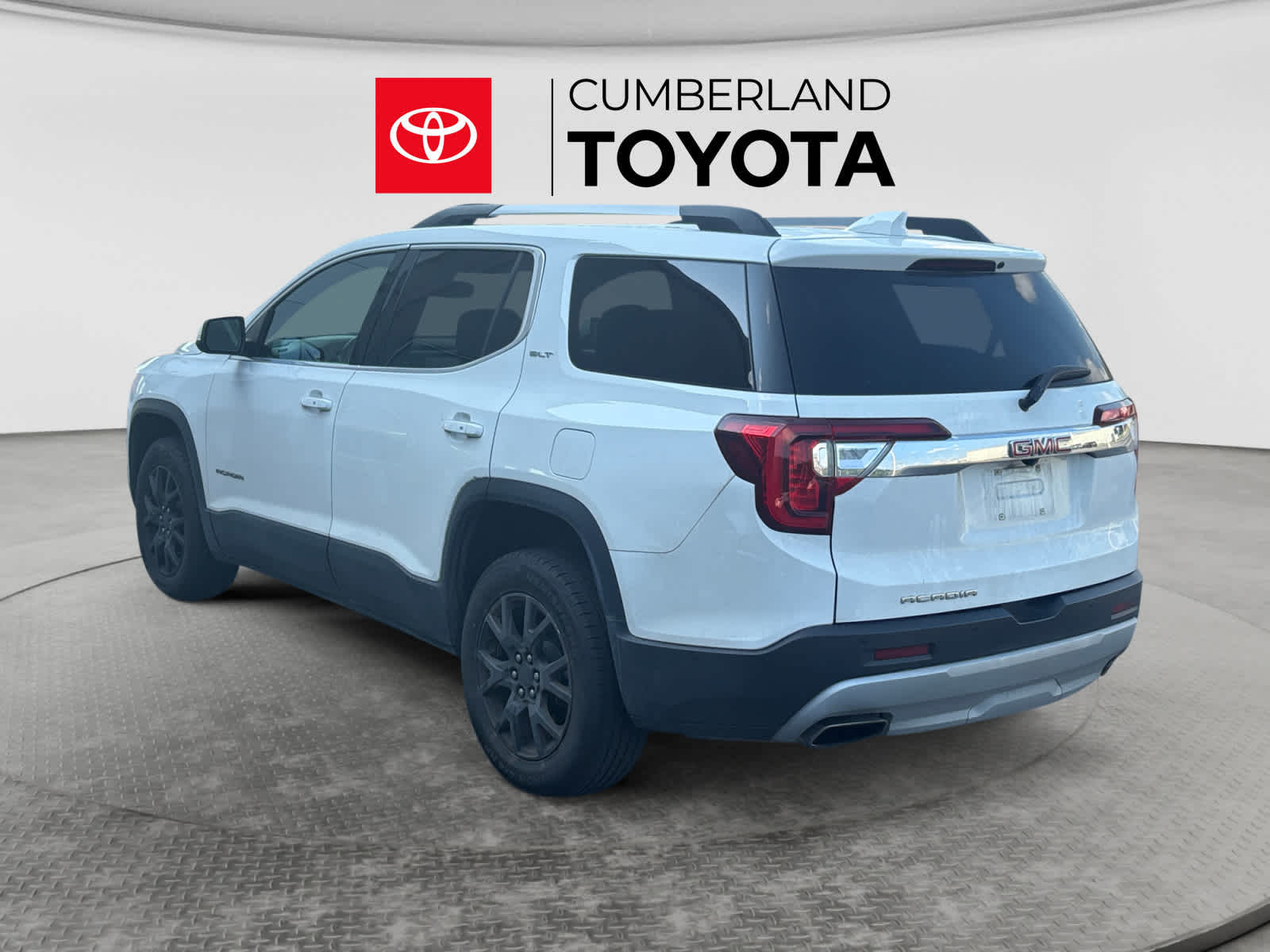 2020 GMC Acadia SLT