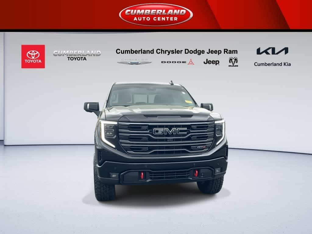 2025 GMC Sierra 1500 AT4