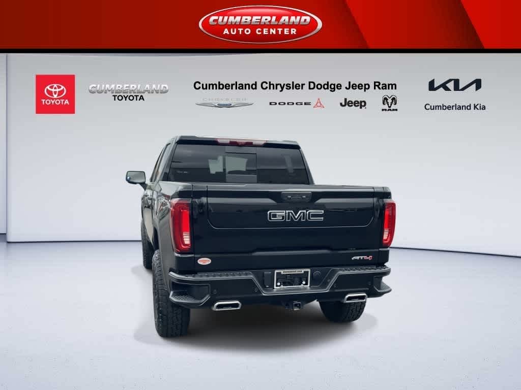 2025 GMC Sierra 1500 AT4