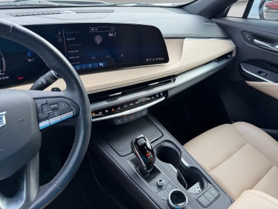 2024 Cadillac XT4 FWD Luxury