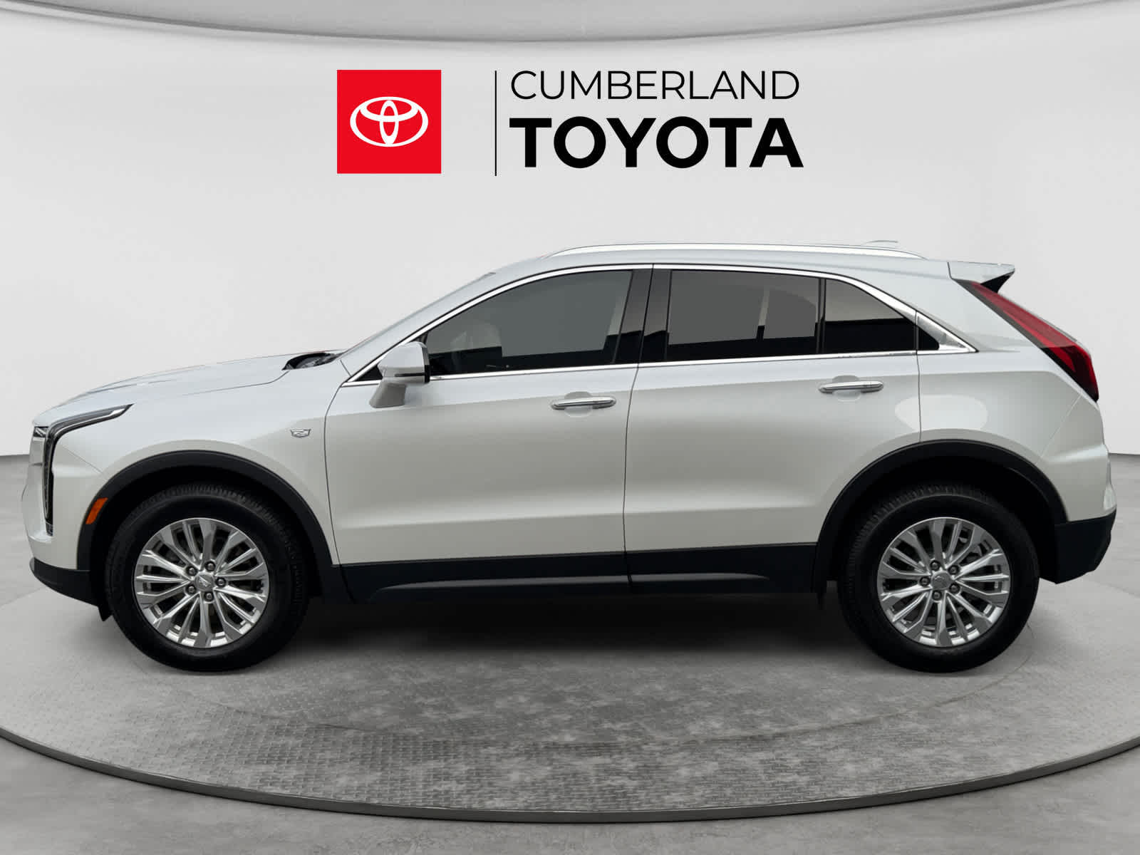 2024 Cadillac XT4 FWD Luxury