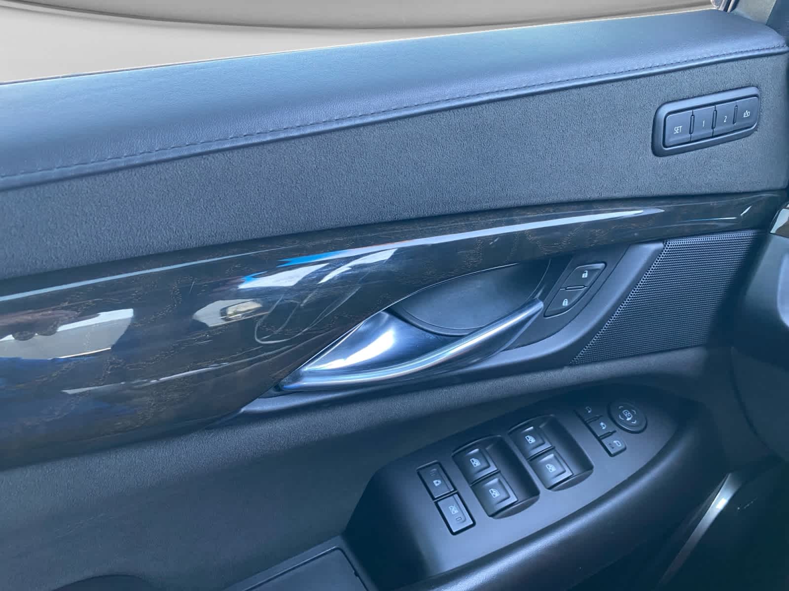 2019 Cadillac Escalade ESV Platinum